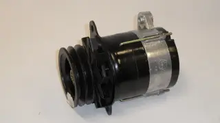 Alternator 12V 700W 50A T-40